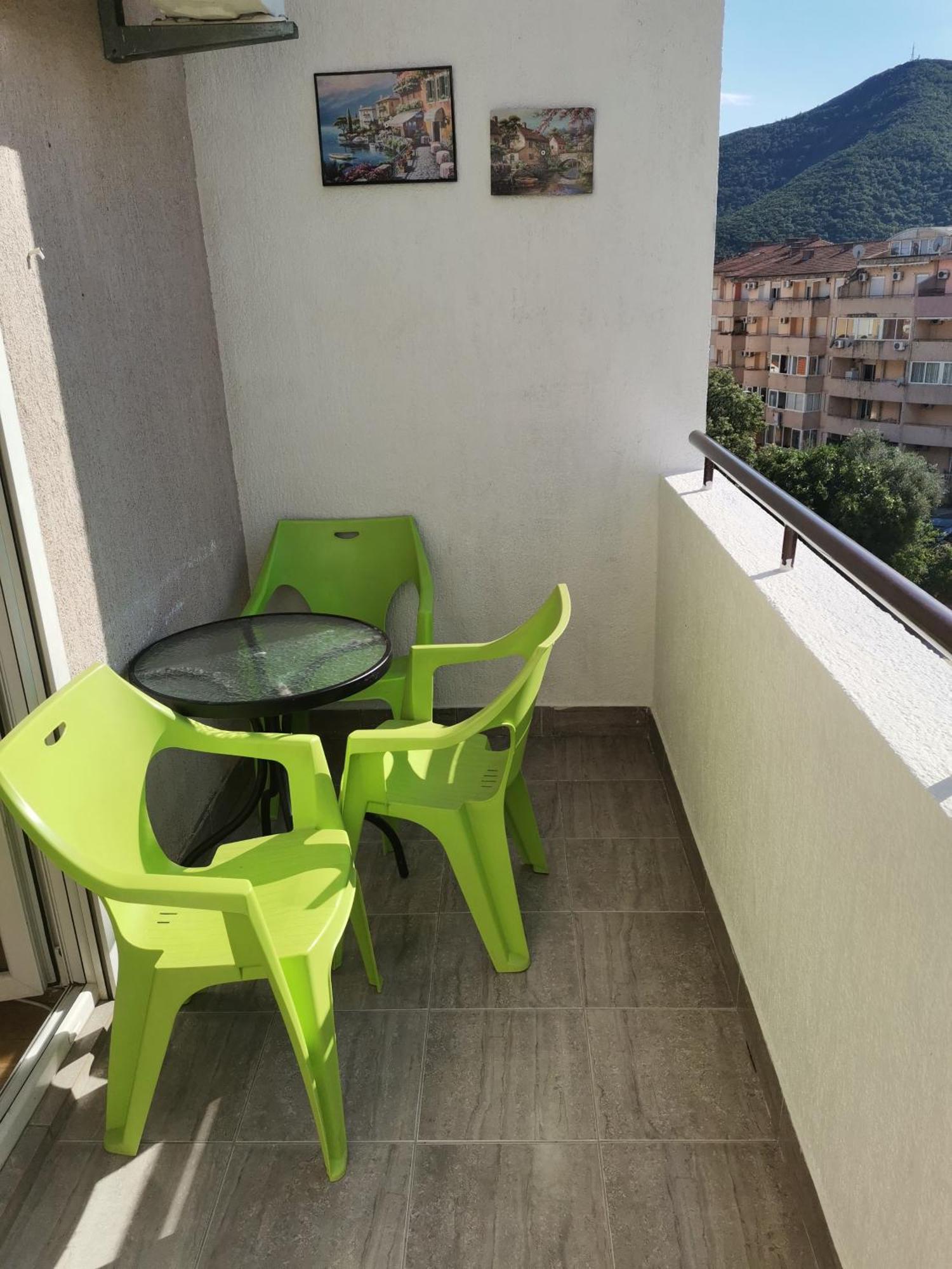 Gallery Apartment *